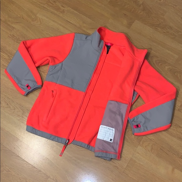 NWT The North Face Denali Fleece Jacket, M (10/12) - Picture 7 of 16
